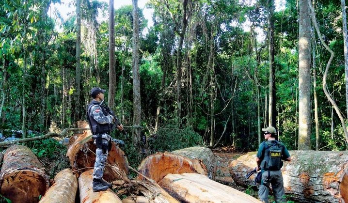 IBAMA Soldiers Guarding Amazon Rainforest